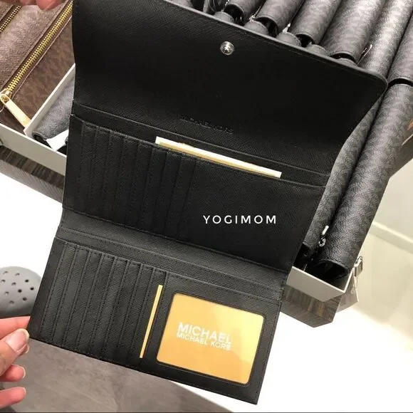 MICHAEL KORS Pocket Book Wallet Purse LG Trifold - Picture 7 of 14